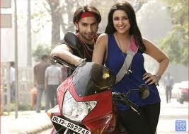 Ladies vs Ricky Bahl Fotoğrafı