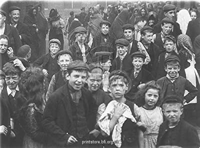 Alfred Butterworth And Sons, Glebe Mills, Hollinwood (1901) afişi