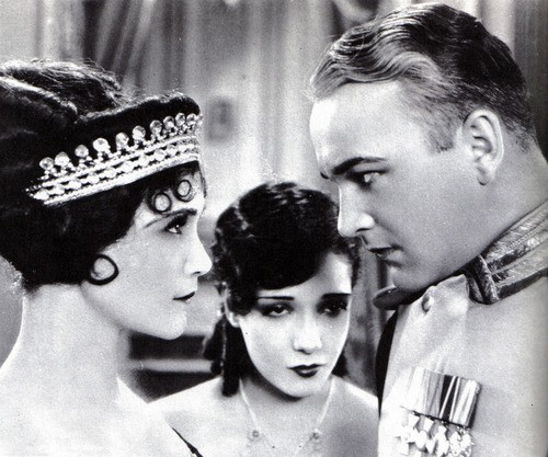 Lady Of The Pavements fotoğrafı