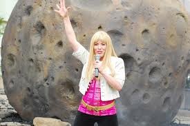 Acaip Bi Film Fotoğrafı