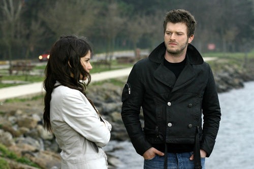 Aşk-ı Memnu Fotoğrafı