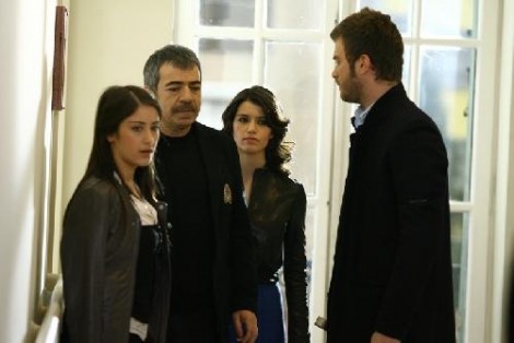 Aşk-ı Memnu Fotoğrafı