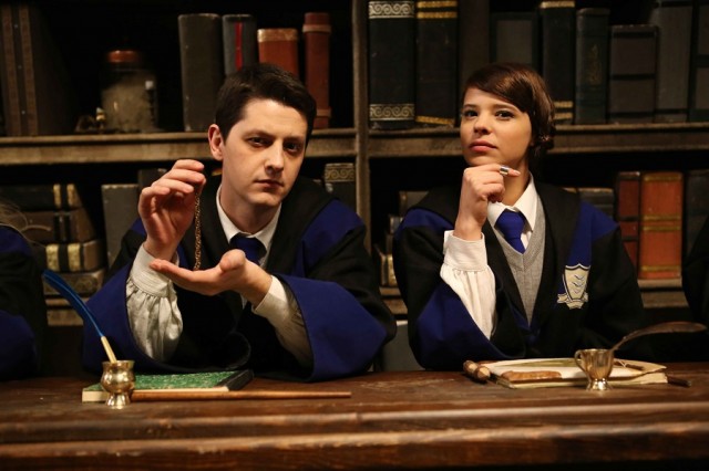 Sihirbazlık Okulunda Bir Türk Fotoğrafı