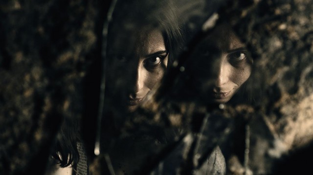 Üç Harfliler 3: Karabüyü Fotoğrafı