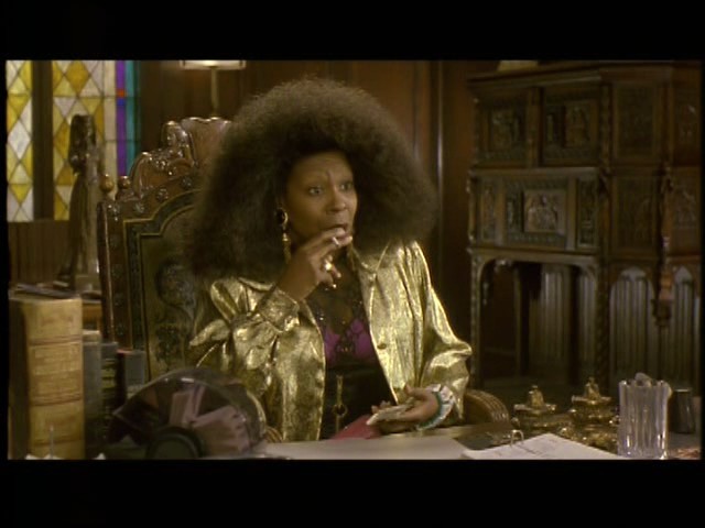 Yırtık Rahibe fotoğrafı