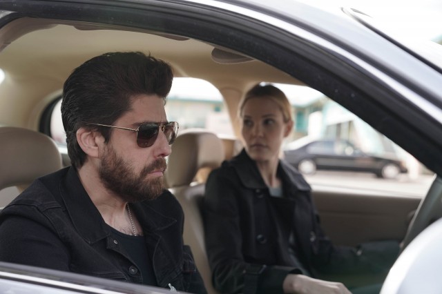 Running with the Devil fotoğrafı