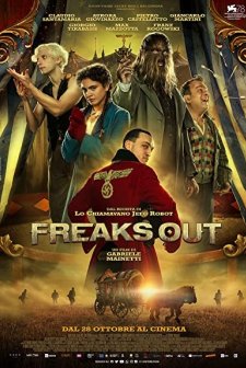 Freaks Out (2021) afişi