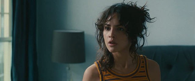 I Care a Lot Fotoğrafı