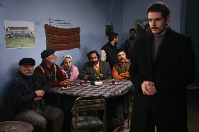 Deli Deli Olma Fotoğrafı