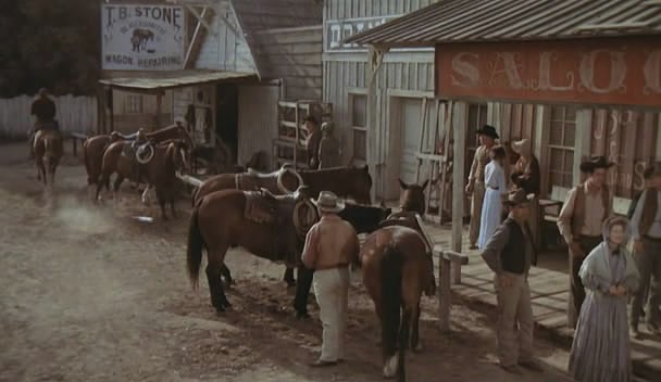 Onları Yükseğe As Fotoğrafı