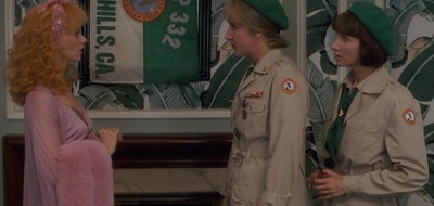 Troop Beverly Hills fotoğrafı