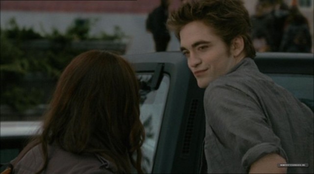 Alacakaranlık Efsanesi: Yeni Ay Fotoğrafı