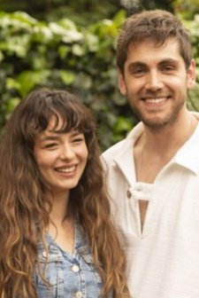 Vermem Seni Ellere (2023) afişi