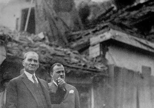 Atatürk Fotoğrafı