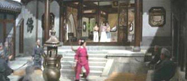 Temple Of The Red Lotus fotoğrafı