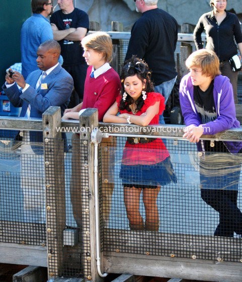 Zack ve Cody Güvertede fotoğrafı