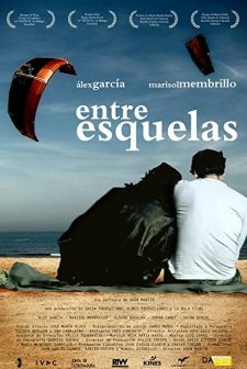 Entre esquelas (2009) afişi