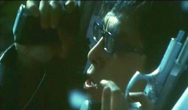 Saat Saat Yan, Tiu Tiu Mo fotoğrafı