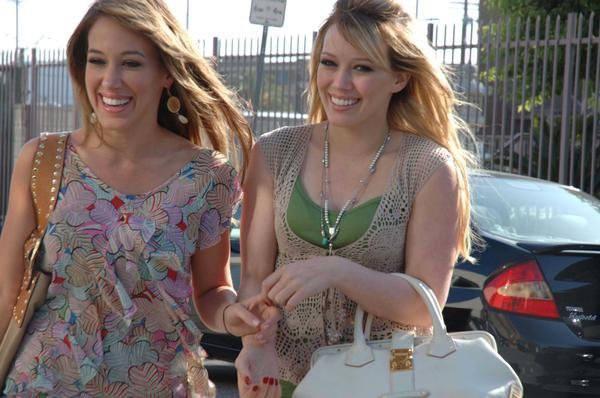 Material Girls Fotoğrafı