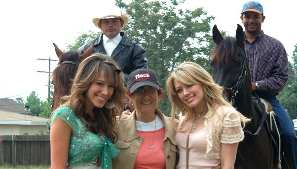 Material Girls Fotoğrafı