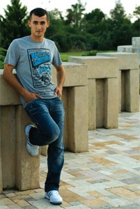 İki Dil Bir Bavul Fotoğrafı