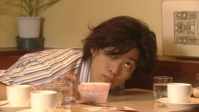 Bomb Bee Men fotoğrafı