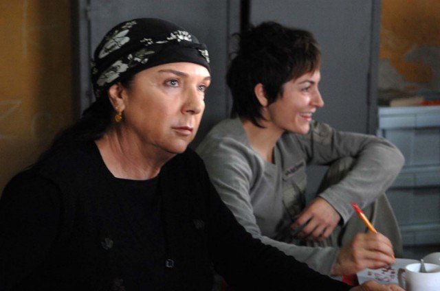 Parmaklıklar Ardında Fotoğrafı