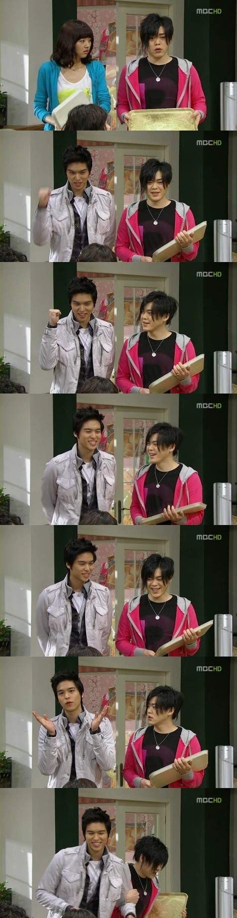 Tae Hee, Hye Kyo, Ji Hyun Fotoğrafı