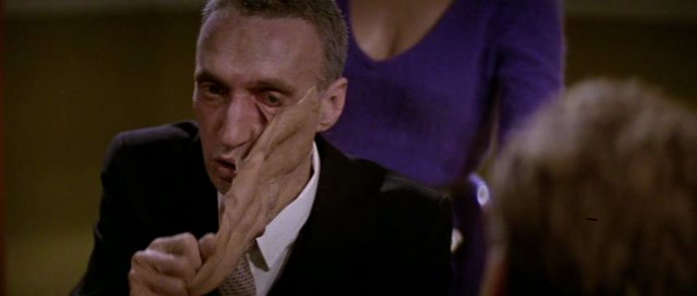 Strange Behavior Fotoğrafı