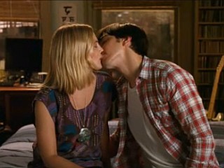 Seni Uzaktan Sevmek Fotoğrafı