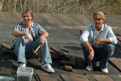 Holyman Undercover Fotoğrafı