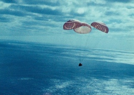 In The Shadow Of The Moon Fotoğrafı
