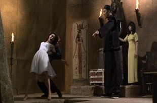 Fu Manchu'nun Gelinleri fotoğrafı