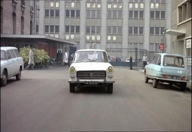 It Only Happens to Others fotoğrafı