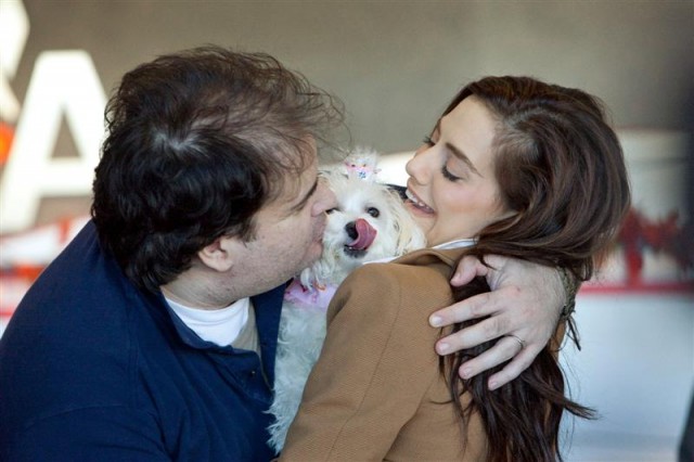 Shrinking Charlotte fotoğrafı