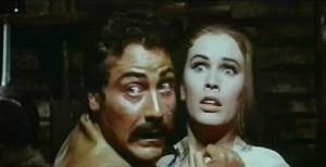 Un Dollaro Bucato fotoğrafı