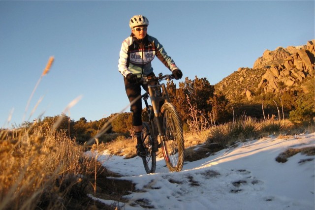 Rubber Side Down fotoğrafı