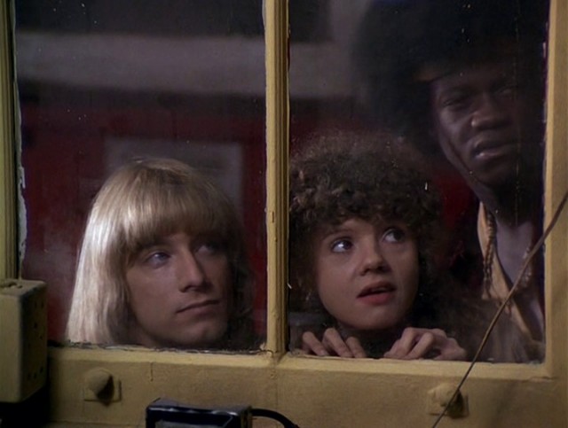 Bırak Güneş İçeri Girsin Fotoğrafı