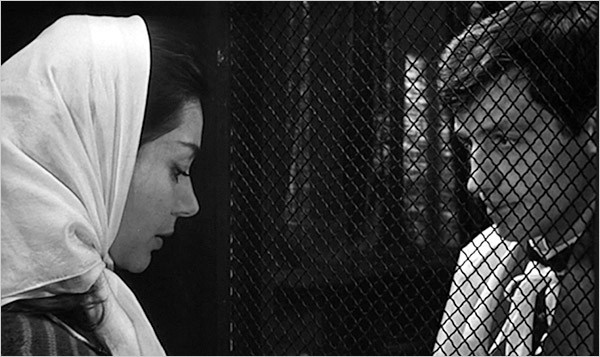 Leon Morin, Priest fotoğrafı