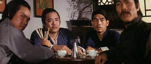 Snuff Bottle Connection fotoğrafı