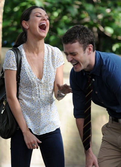 Arkadaştan Öte Fotoğrafı