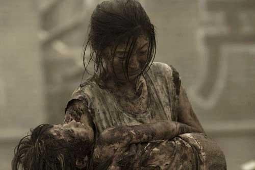 Felaketin İzleri Fotoğrafı