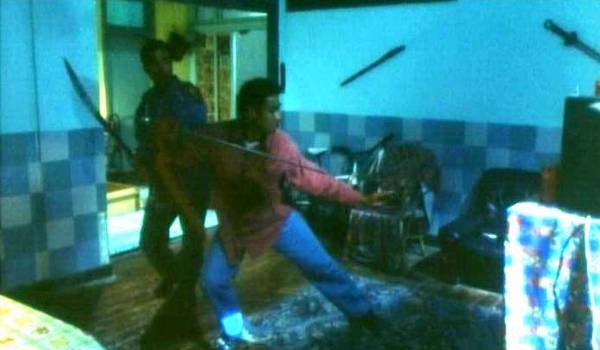 Ghostly Bus Fotoğrafı