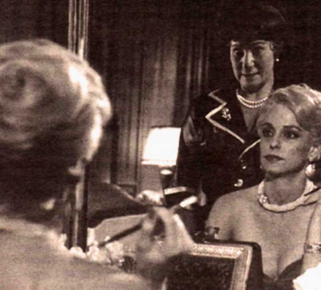 Poor Little Rich Girl: The Barbara Hutton Story Fotoğrafı