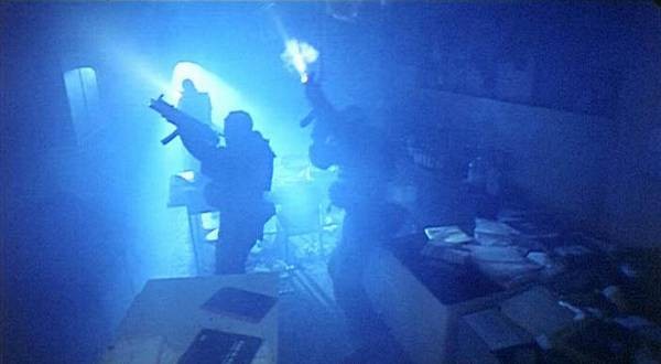 Theft Under The Sun Fotoğrafı