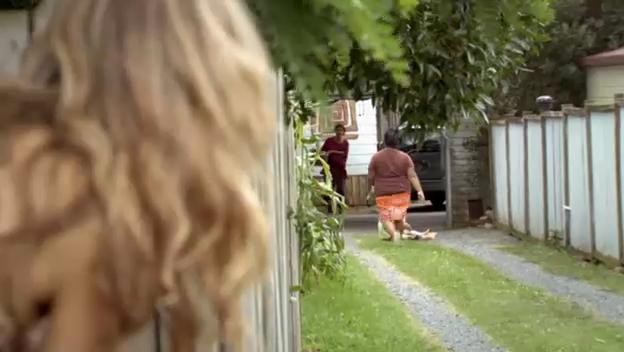 Uğursuz Kız Kardeş fotoğrafı