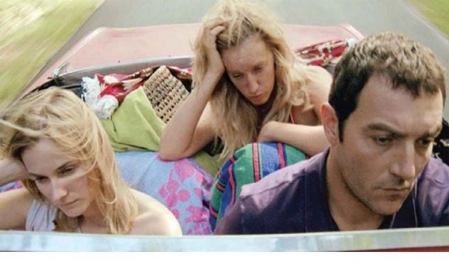 Pieds Nus Sur Les Limaces Fotoğrafı