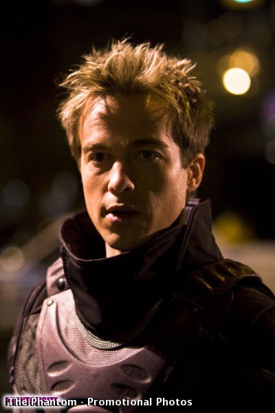 Kızıl Maske Fotoğrafı