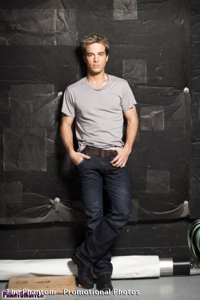 Kızıl Maske Fotoğrafı