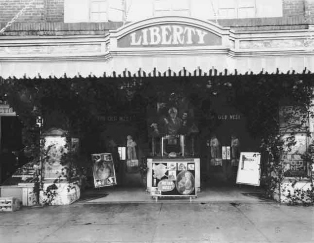 The Old Nest Fotoğrafı